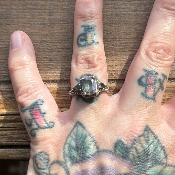 Beautiful Mystic Topaz Ring Set in Sterling Silver - Picture 6 of 11
